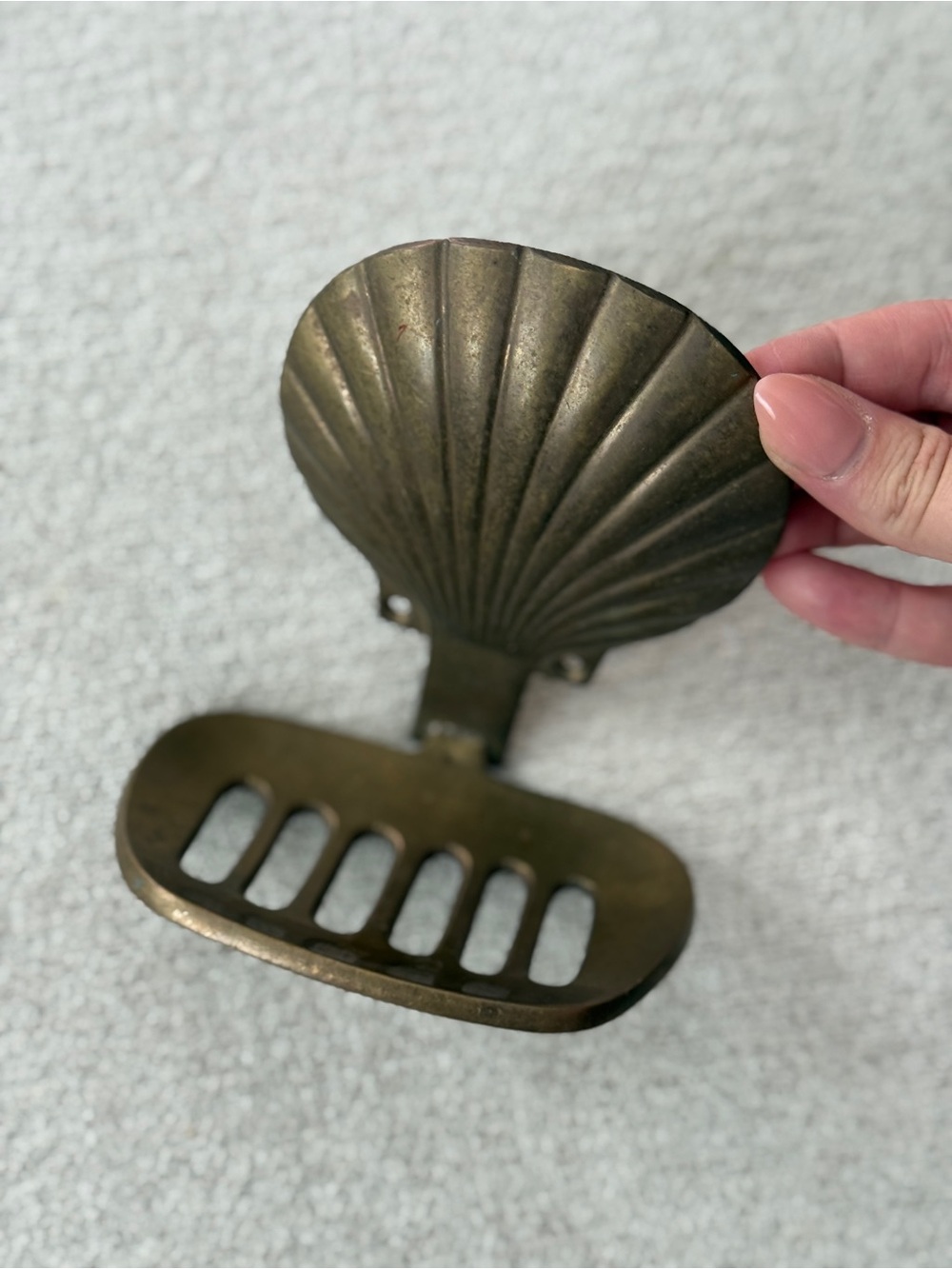 Vintage MCM Brass Wall Mount Bar Soap Holder Sea Shell 1950s 1960s